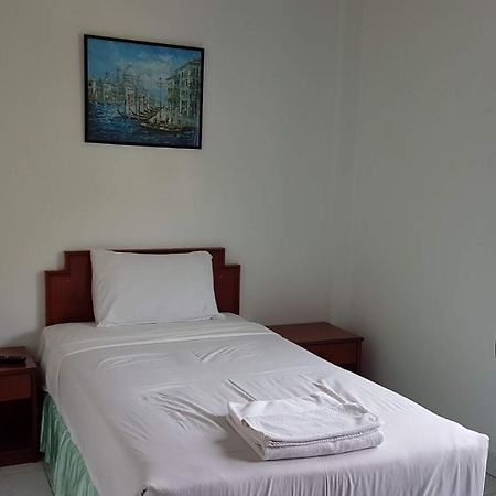 Welcome Inn Hotel @ Karon Beach. Single Room From Only 500 Baht Phuket Exterior photo
