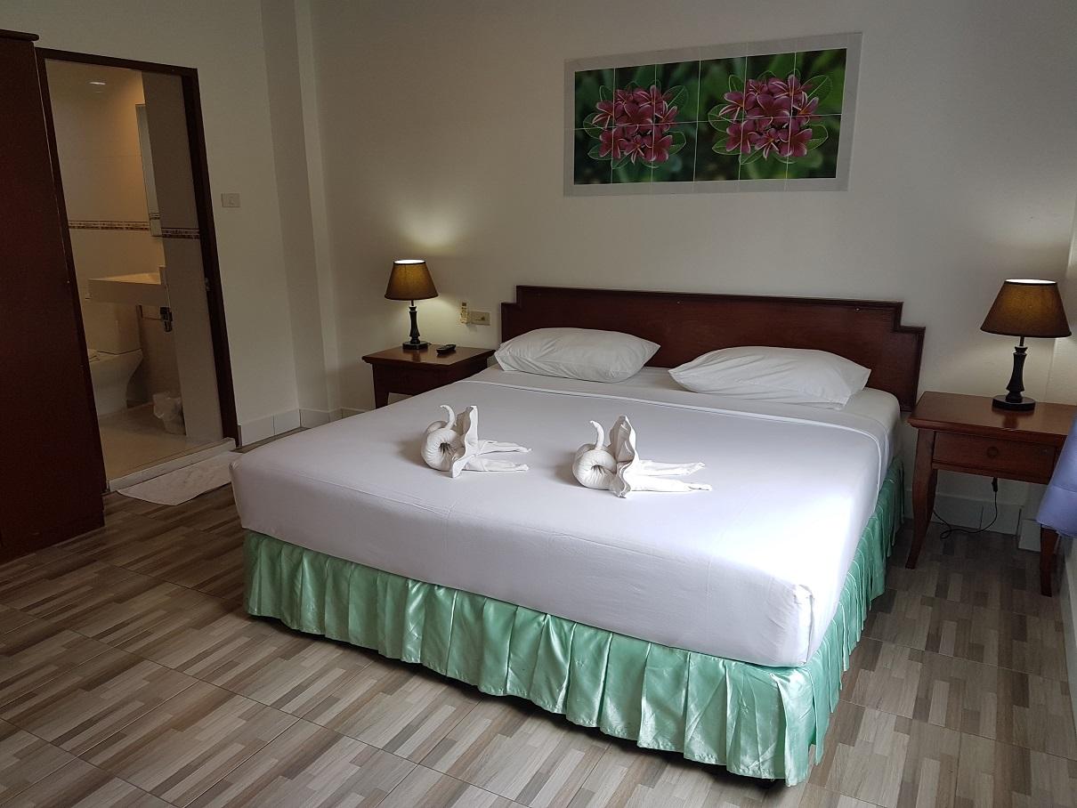 Welcome Inn Hotel @ Karon Beach. Single Room From Only 500 Baht Phuket Exterior photo