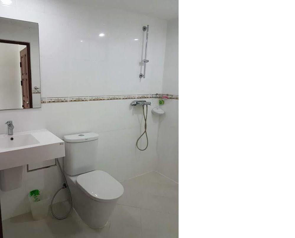Welcome Inn Hotel @ Karon Beach. Single Room From Only 500 Baht Phuket Exterior photo