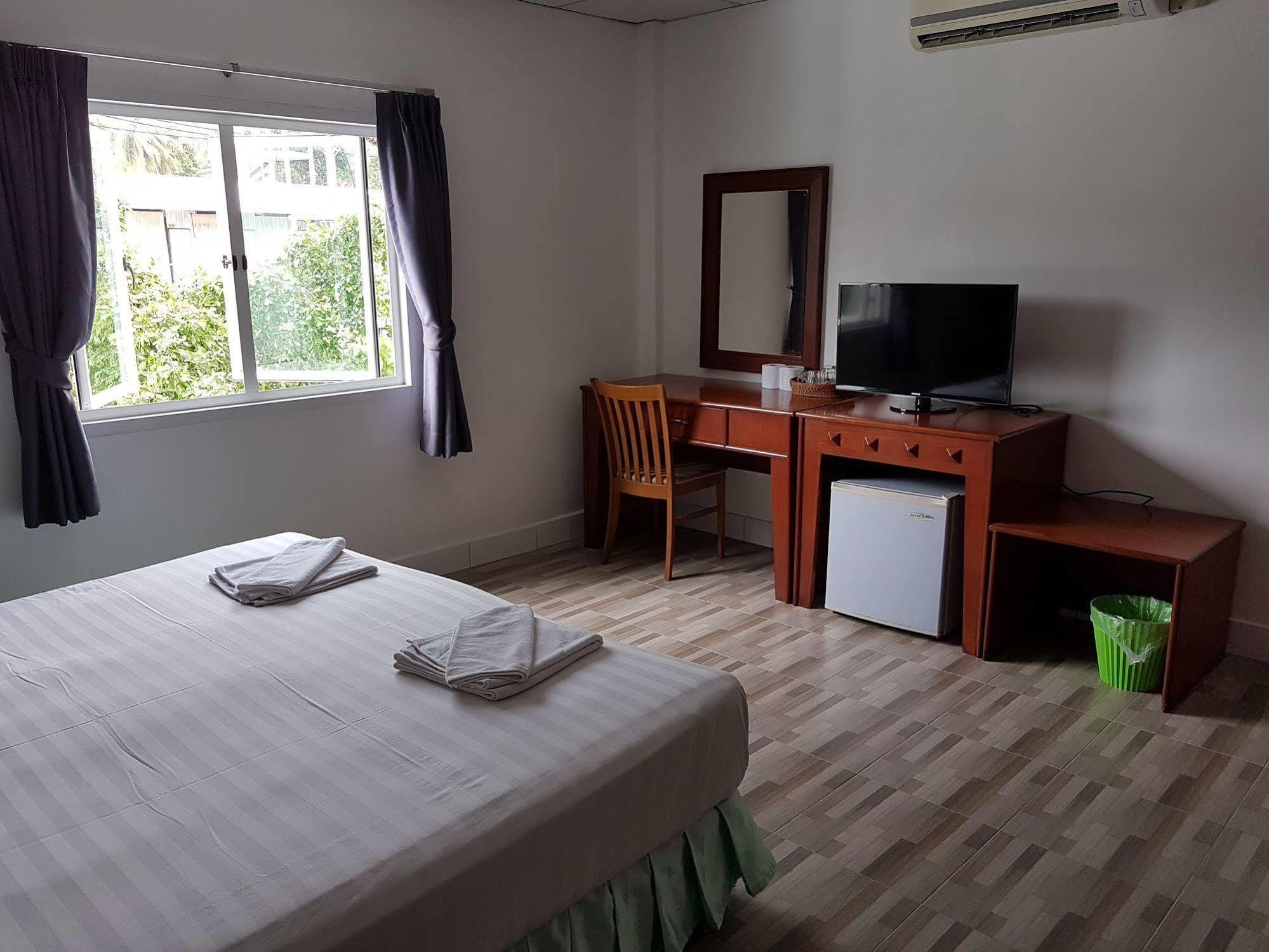 Welcome Inn Hotel @ Karon Beach. Single Room From Only 500 Baht Phuket Exterior photo