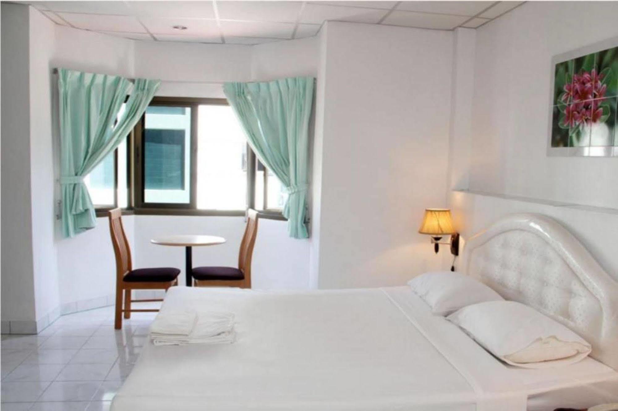 Welcome Inn Hotel @ Karon Beach. Single Room From Only 500 Baht Phuket Exterior photo